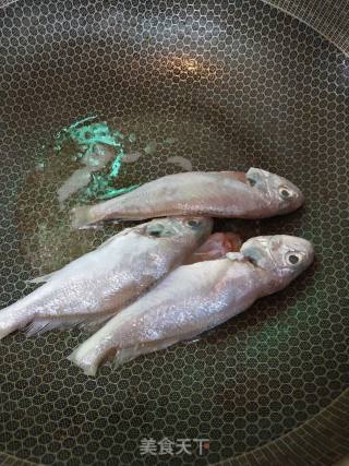 Braised Fried White Auntie recipe