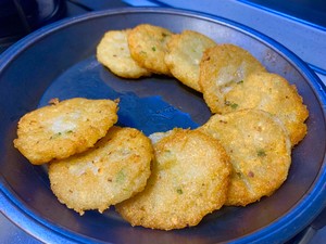 Fragrant and Crispy Potato Pancakes recipe