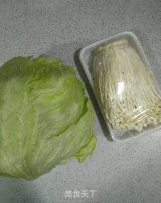 Stir-fried Western Lettuce with Enoki Mushroom recipe