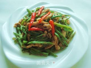 Stir-fried Pork with String Beans recipe