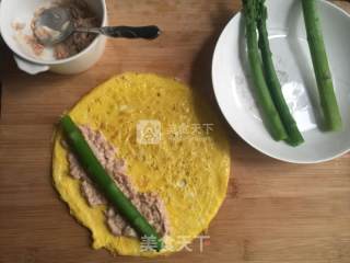 Tuna and Asparagus Omelet recipe