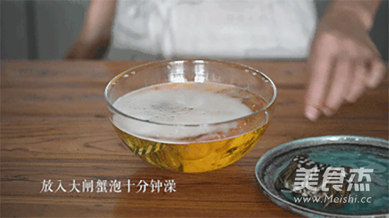 Steamed Hairy Crabs with Beer recipe