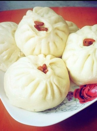 Wild Amaranth and Pork Buns recipe