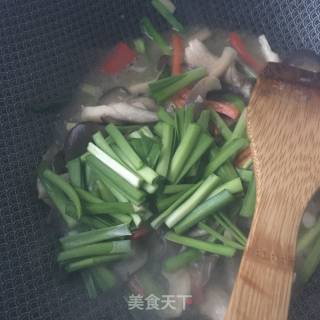 "kaishou Vegetarian" Stir-fried Mushrooms with Leek recipe