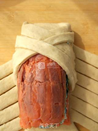 #aca烤明星大赛#spinach Salmon Cheese Bun recipe