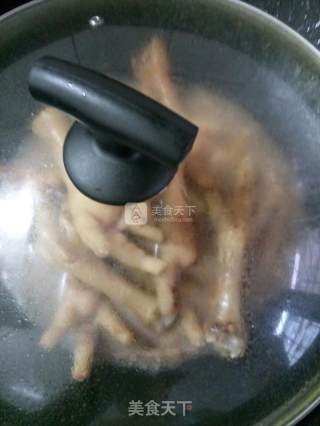 Red Breast Chicken Feet recipe