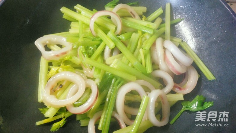 Celery Fried Squid Rings recipe