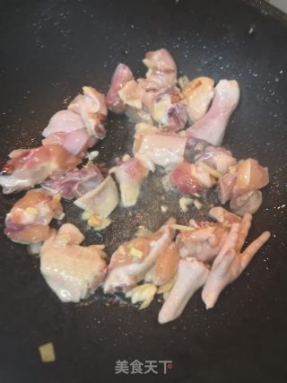 Braised Chicken Nuggets with Potatoes recipe
