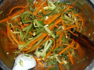 Cucumber and Carrot Mixed with Sea Fat Vegetables recipe