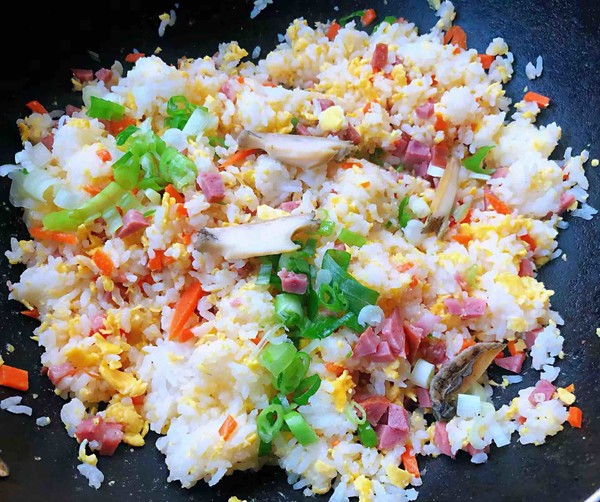 Assorted Fried Rice with Abalone recipe