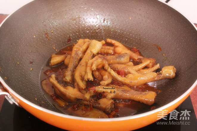 Spicy Marinated Chicken Feet recipe