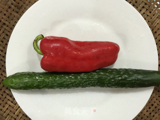 Three Musketeers at The Table: Fresh and Refreshing Chilli Pepper Cucumber Jellyfish recipe