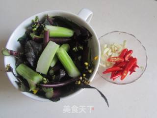 Stir-fried Red Cabbage Stalks recipe