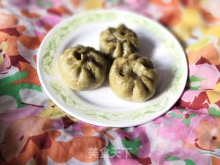 Horseshoe Buns with Spinach and Minced Meat recipe