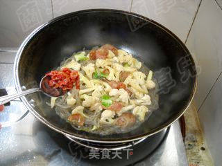 Cured Cauliflower Vermicelli in Clay Pot recipe