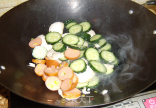 Stir-fried Cucumber with Coprinus Mushroom recipe