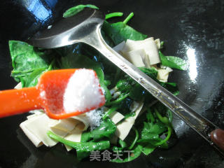 Thousands of Fried Fungus Vegetables recipe