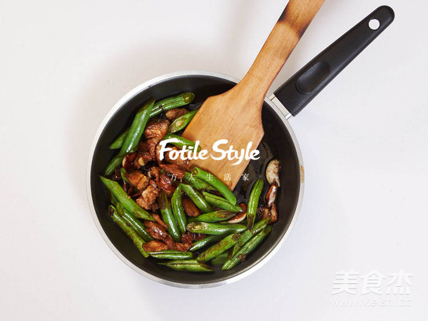 Old Beijing Beans Braised Noodles recipe