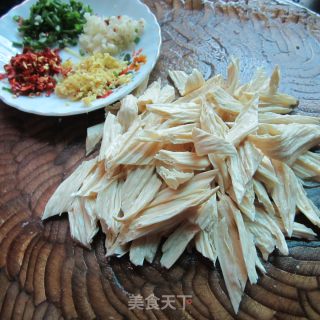 Chopped Pepper Garlic Rice Yuba recipe