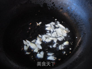 Stir-fried White Jade Mushroom with Red Wine recipe