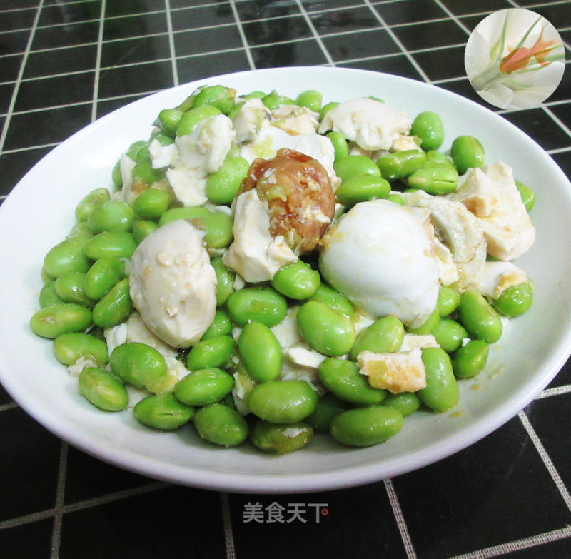 Fried Edamame with Salted Duck Egg