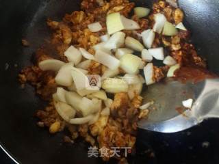 Noodles with Egg and Pork Sauce recipe