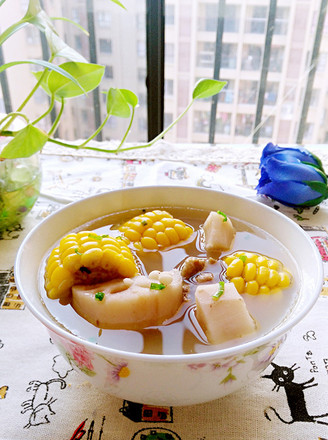 Corn Lotus Root Soup recipe