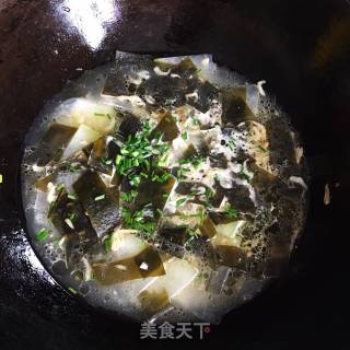 Winter Melon and Shrimp Seaweed Soup recipe