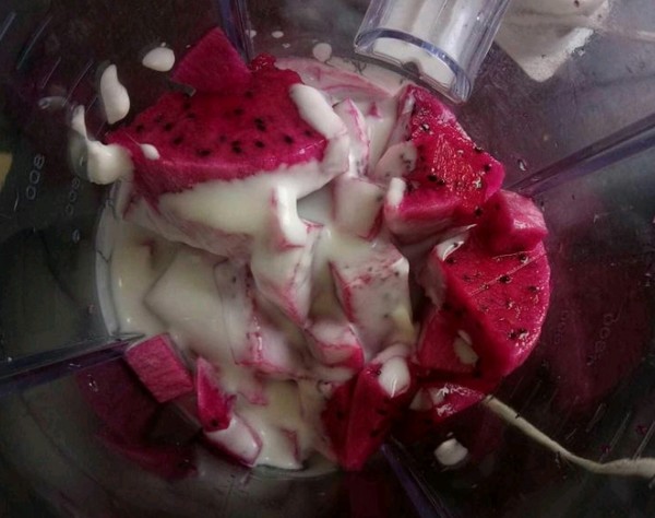 Red Heart Pitaya Milkshake recipe