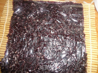 Coconut Black Rice Roll recipe