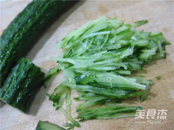 Sting Shredded Cucumber recipe