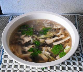 Seaweed Tofu Soup recipe