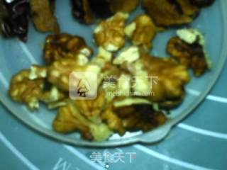 Oatmeal Walnut Red Date Soy Milk recipe