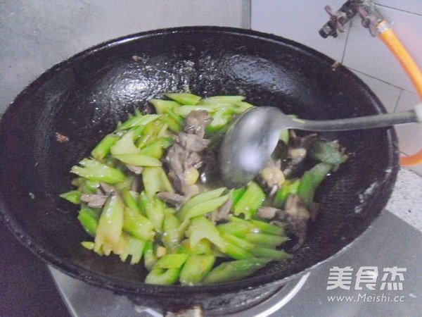 Celery Chicken Hearts recipe