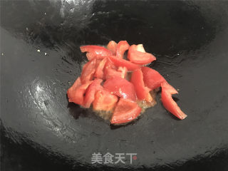 Stir-fried Loofah with Tomato and Bamboo Shoots recipe