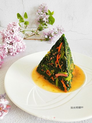 Sesame Oil Spinach Tower recipe
