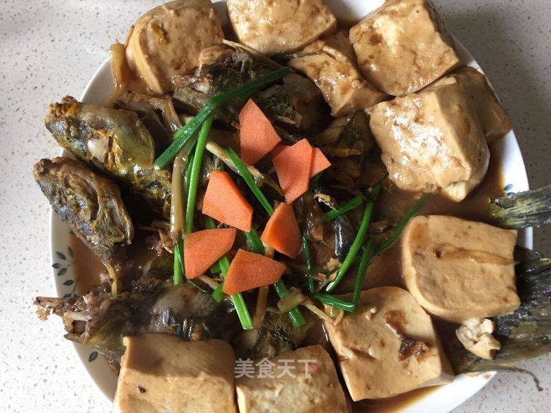 Braised Tofu with Homemade Yellow Bone Fish recipe