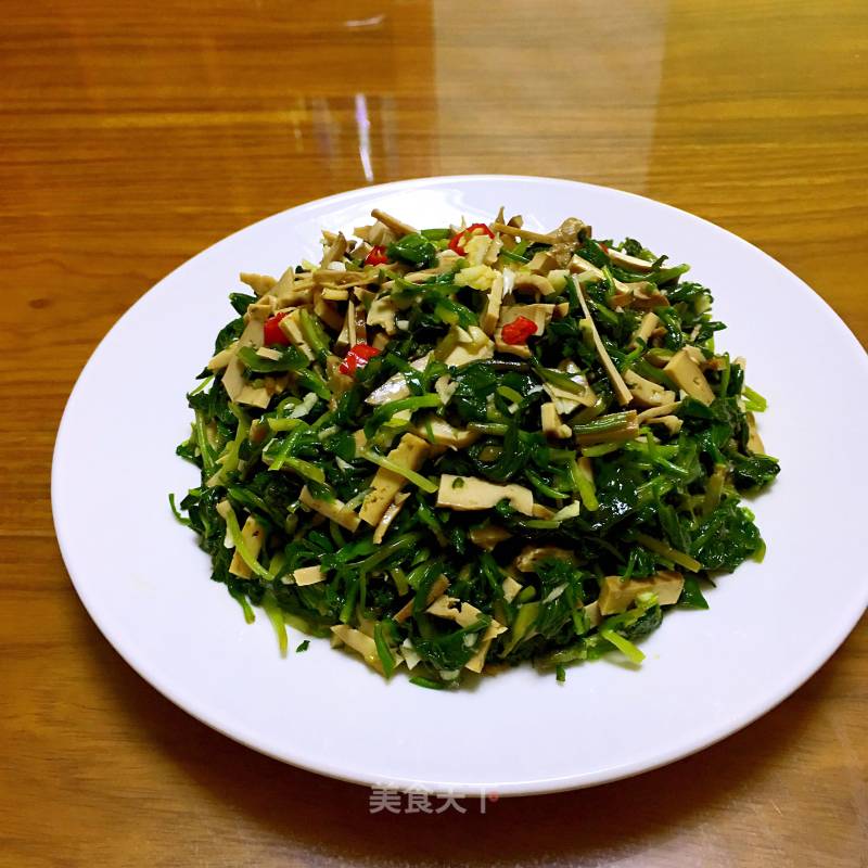 Malantou Mixed with Dried Tofu recipe