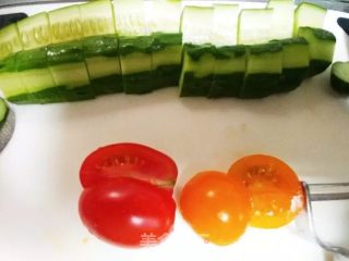 Tomato and Cucumber Cold Combination recipe