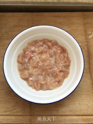 Stir-fried Chicken with Sauce recipe