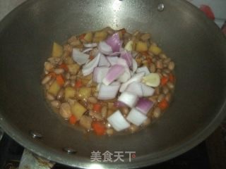 Potato and Peanut Pork recipe