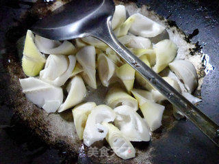 Fried Clams with Bamboo Shoots recipe