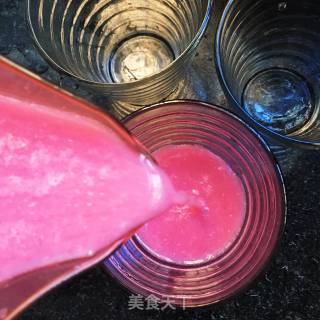 Freshly Squeezed Pomegranate Juice recipe