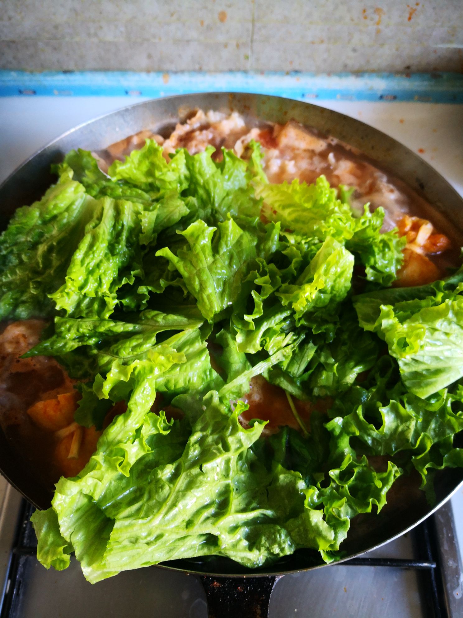 Tomato Flavored Hot Pot recipe