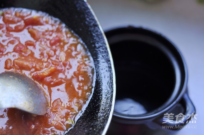 Tomato Enoki Mushroom Soup recipe