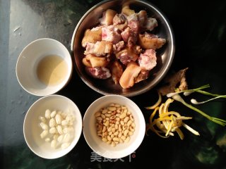 Stewed Trotters Soup recipe