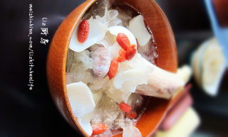 Simple and Can Make Soup-{qingfei Yangyan Soup} recipe