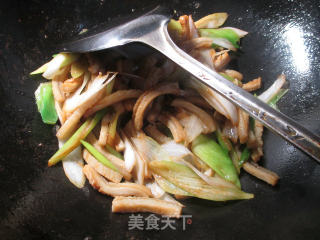 Stir-fried Beef Tripe with Green Onions recipe