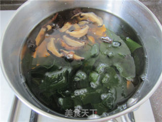 Mushroom Kelp Miso Soup recipe