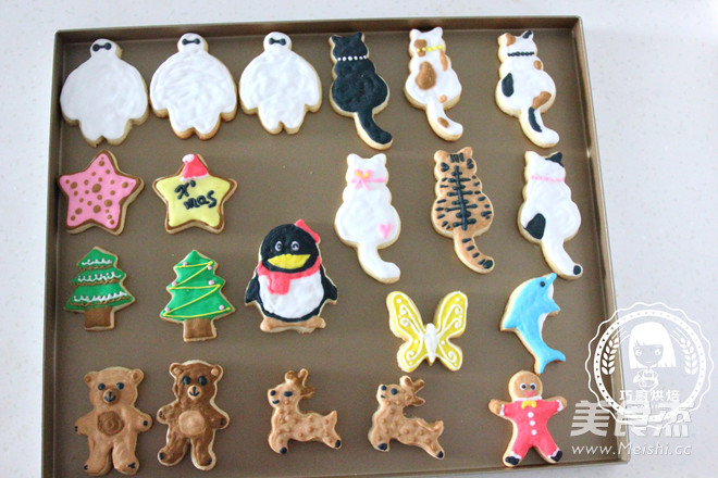 Cute Cartoon Biscuits with Icing Sugar recipe